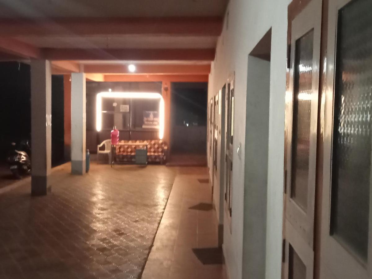 Sri Rama Lodge Subrahmanya Zewnętrze zdjęcie